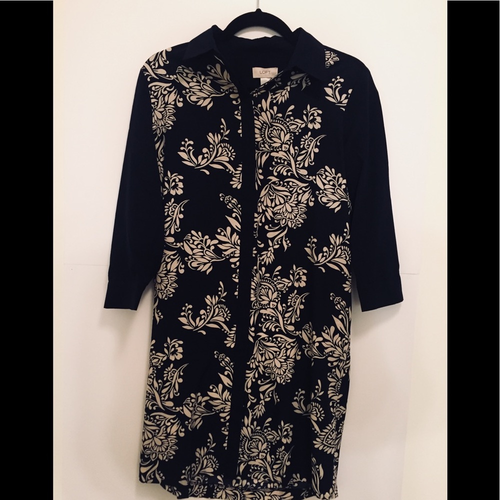 Ann Taylor Loft Women’s Long Button Down